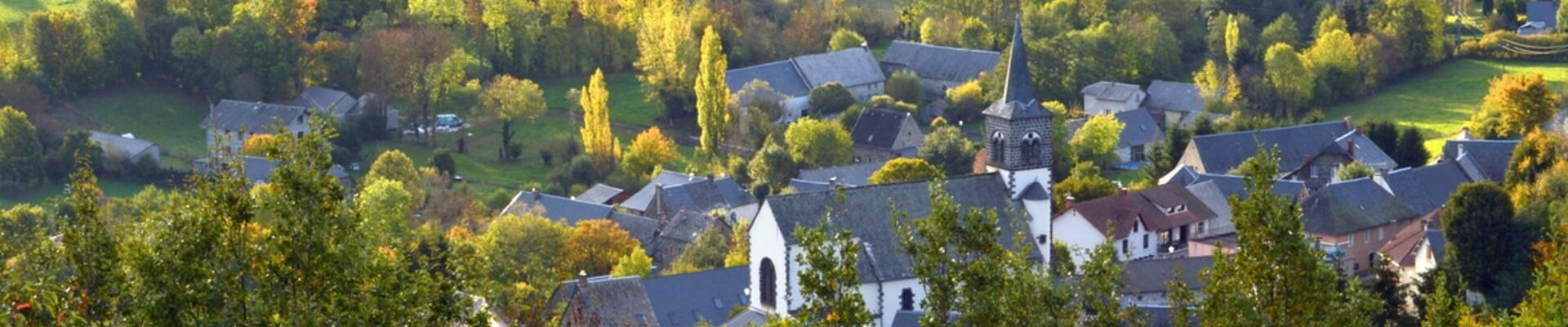 Mairie de Saint Bonnet-Prés-Orcival dans le 63 Puy de Dôme